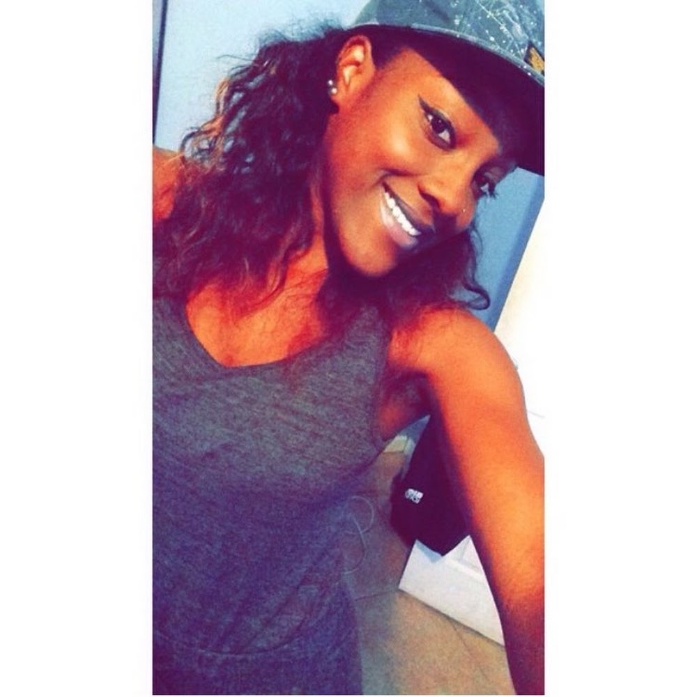 Meet your Posher, Queen